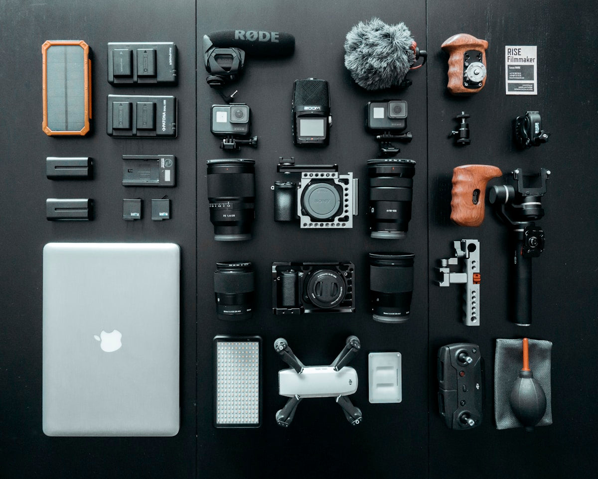 Caméra Sport 4K Étanche + Accessoires Kit 20 Pièces